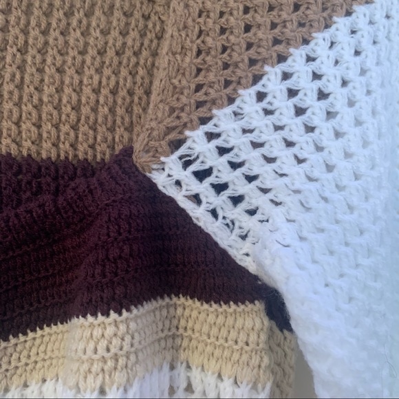 Springtime Knitted Patchwork Long Sleeve Crop Top - Picture 3 of 5